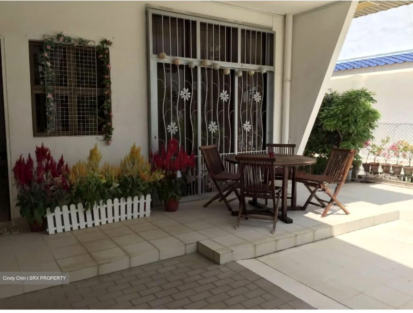 Lorong Mydin (D14), Terrace #568077381